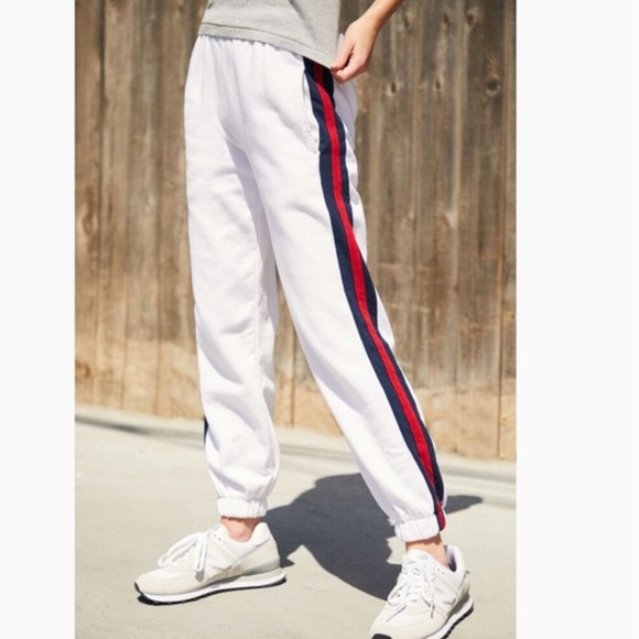 Brandy Melville Rosa sweatpants - white striped - Picture 3 of 5